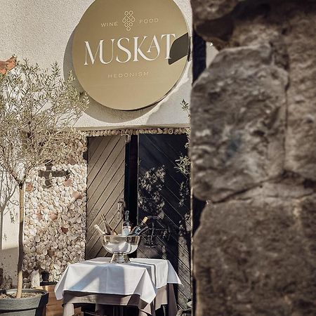 Hotel Dum By Muskat Belgrade Extérieur photo