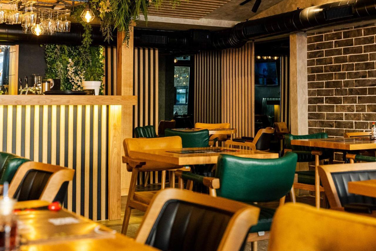 Hotel Dum By Muskat Belgrade Extérieur photo