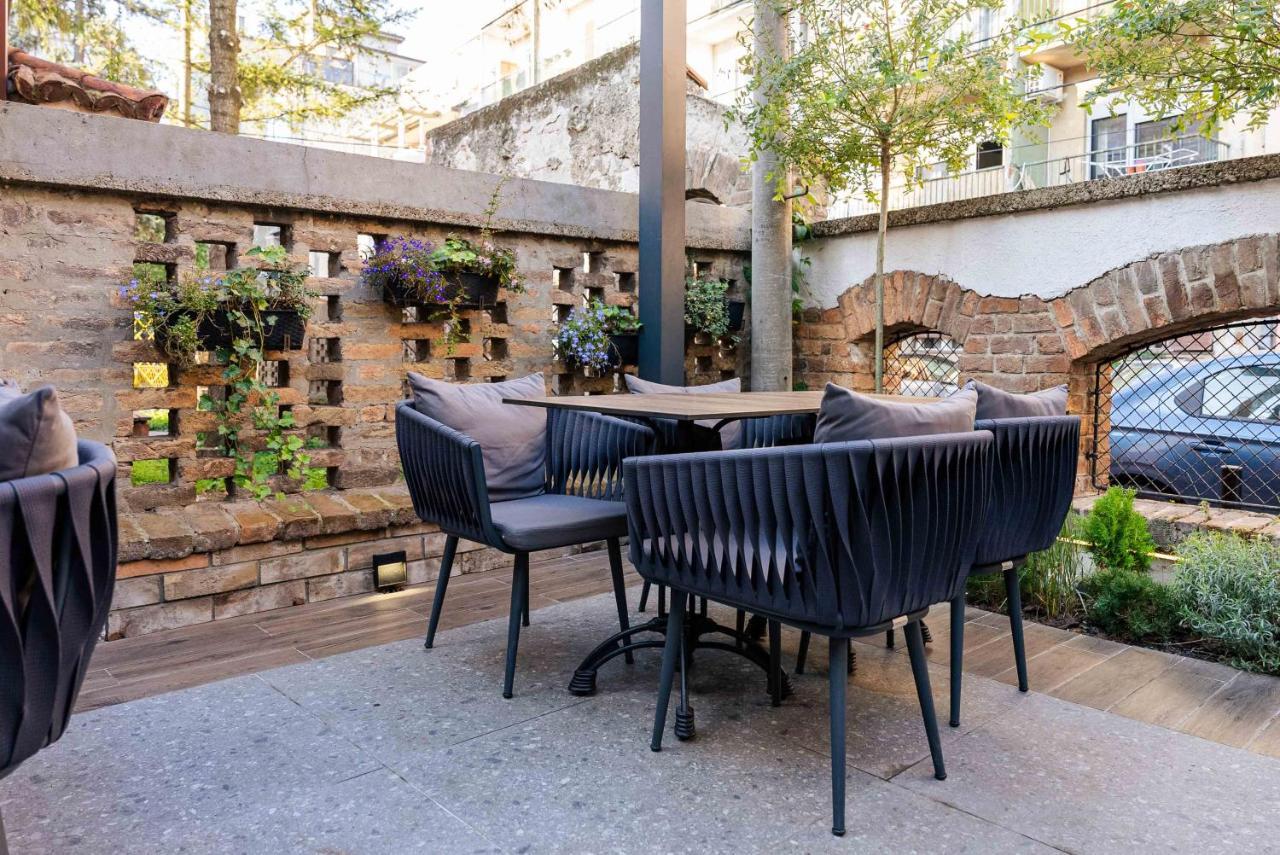 Hotel Dum By Muskat Belgrade Extérieur photo