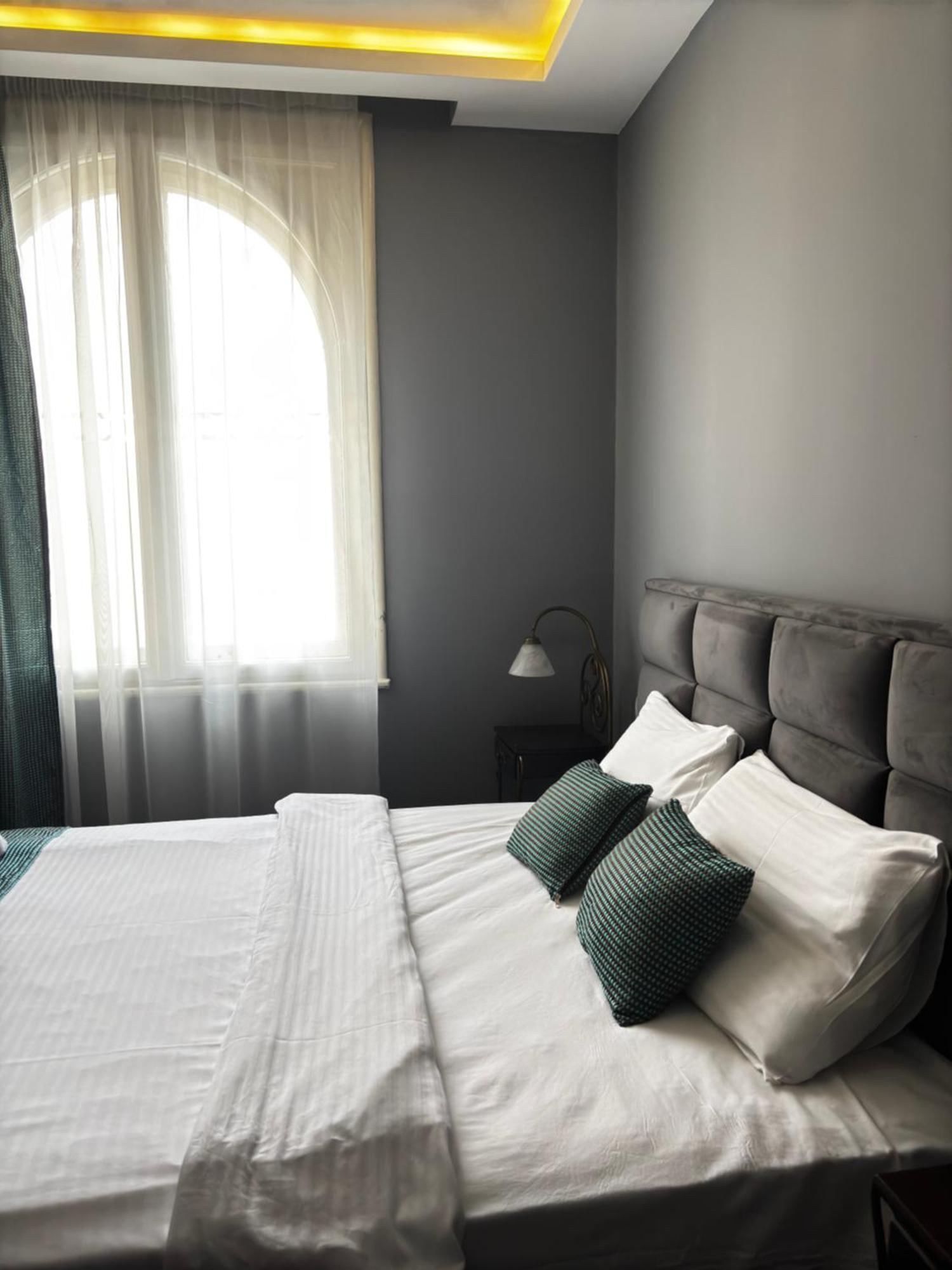 Hotel Dum By Muskat Belgrade Extérieur photo
