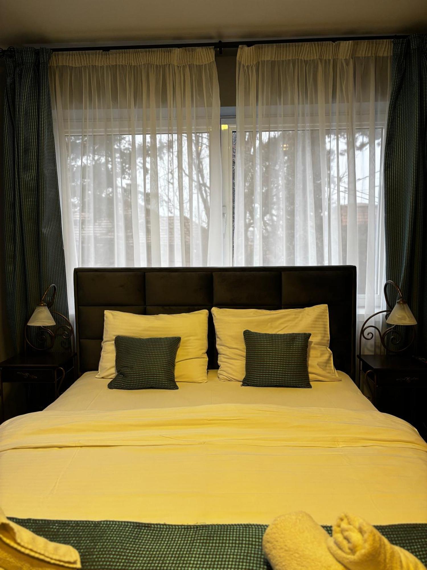 Hotel Dum By Muskat Belgrade Extérieur photo